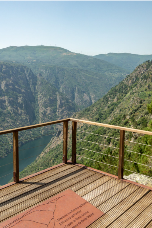 Plataforma de madera del Mirador de O Boqueiriño.